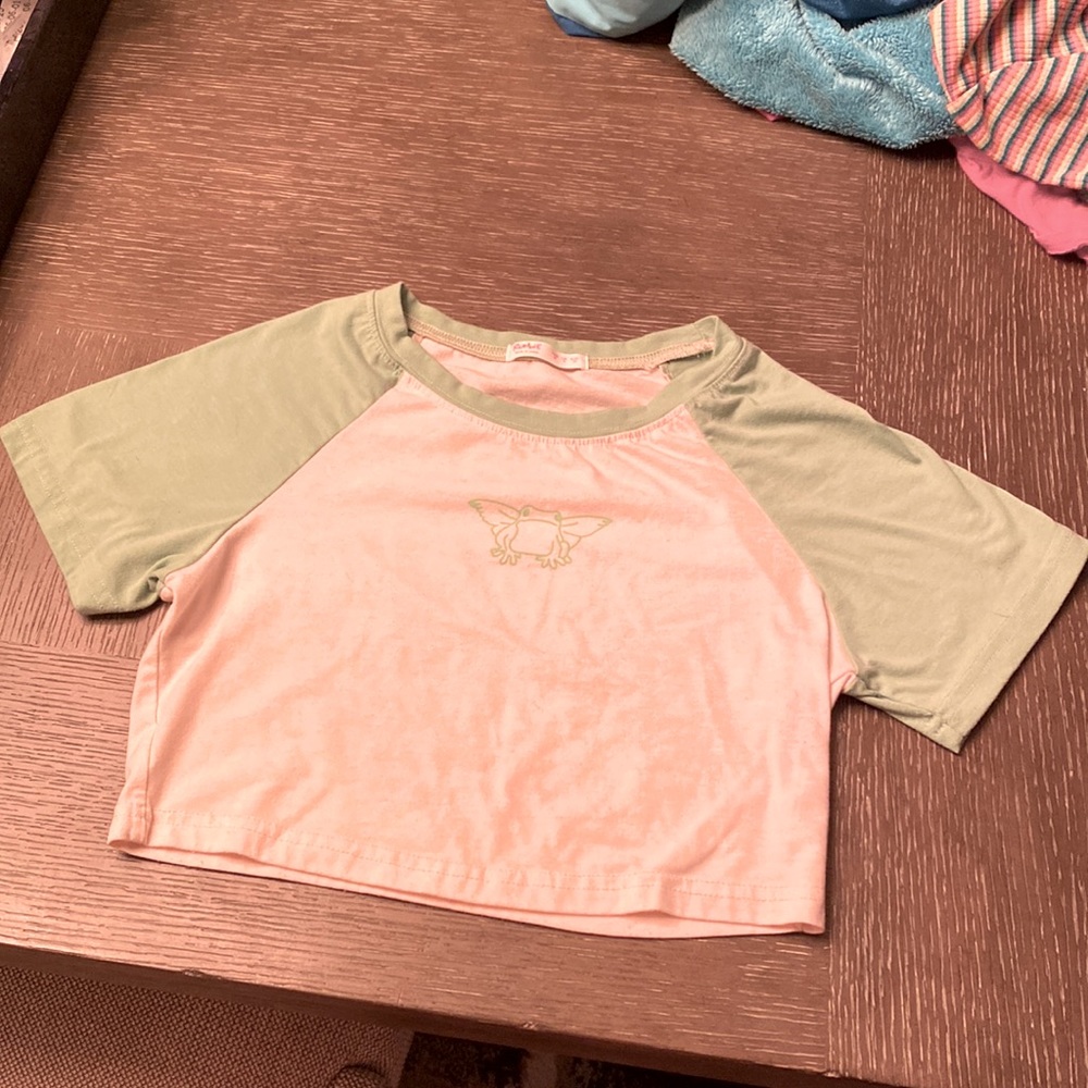 Fairy frog White and green crop top